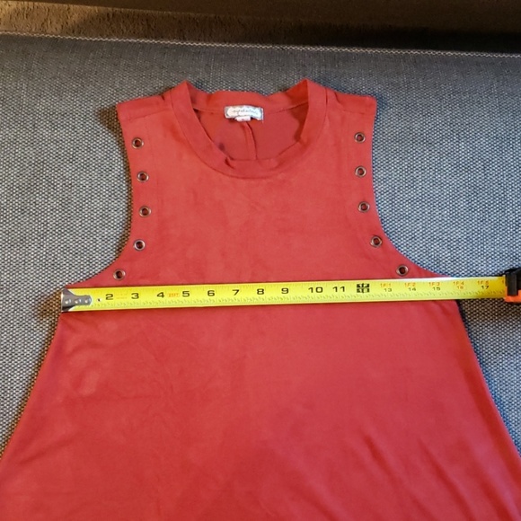 Eyeshadow Dress - Picture 3 of 8